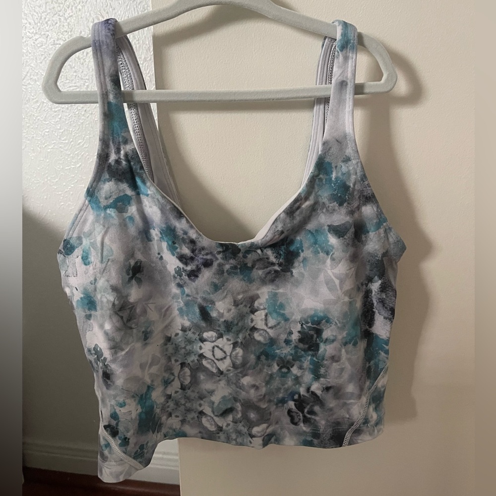 Align lululemon tank size 4